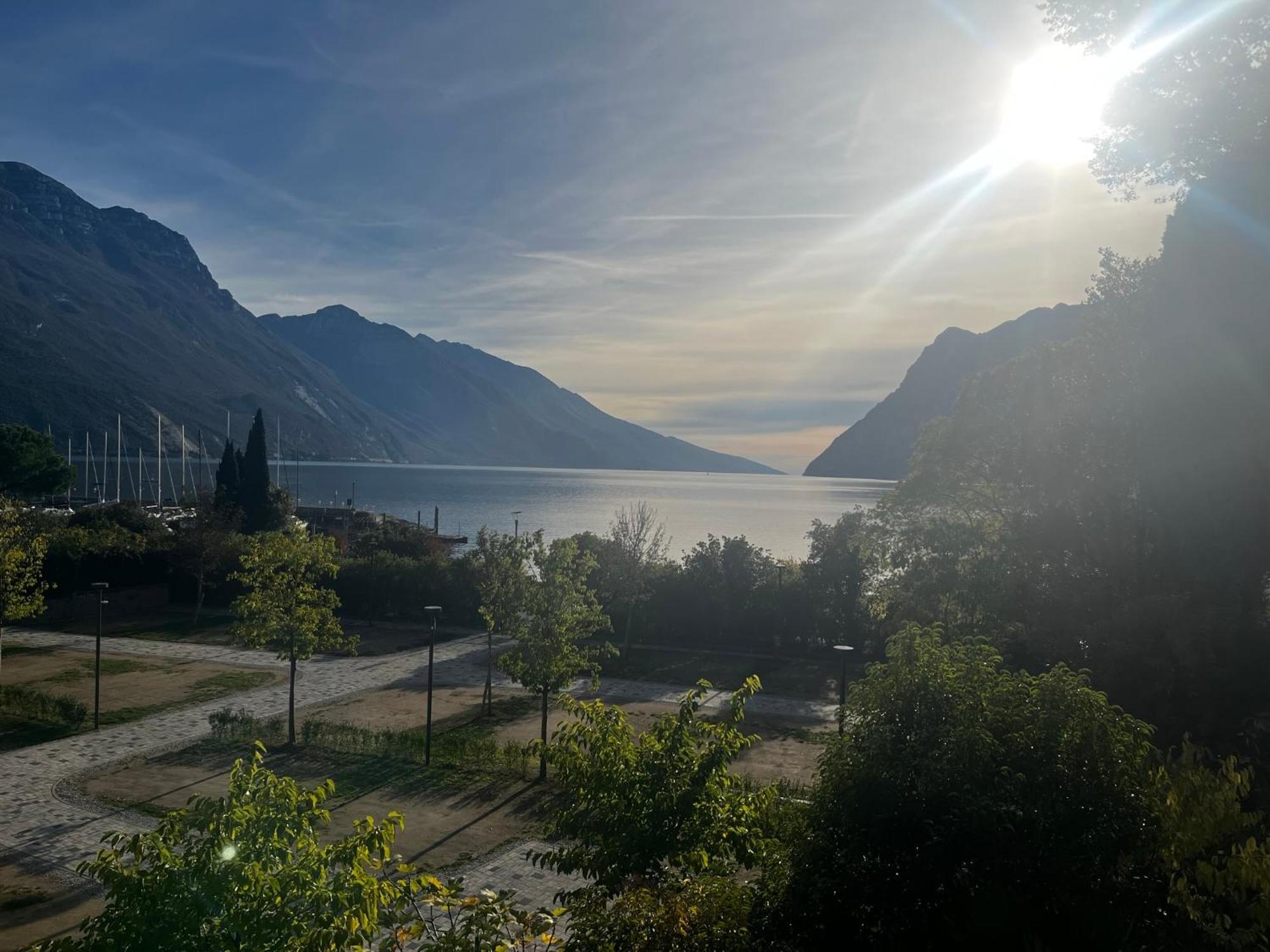 Hotel Oasi Wellness & Spa リーヴァ・デル・ガルダ エクステリア 写真